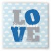 Quadro love azul com nuvens